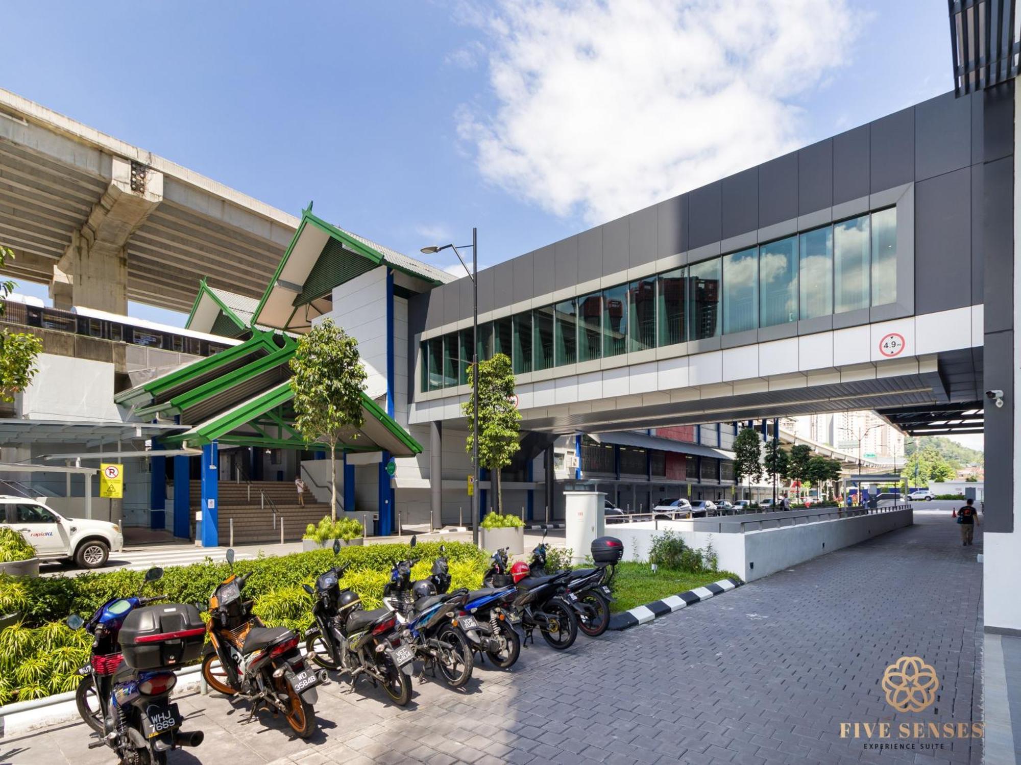 Datum Jelatek Residence, Klcc Куала-Лумпур Экстерьер фото